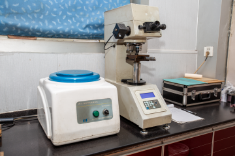 Microhardness tester